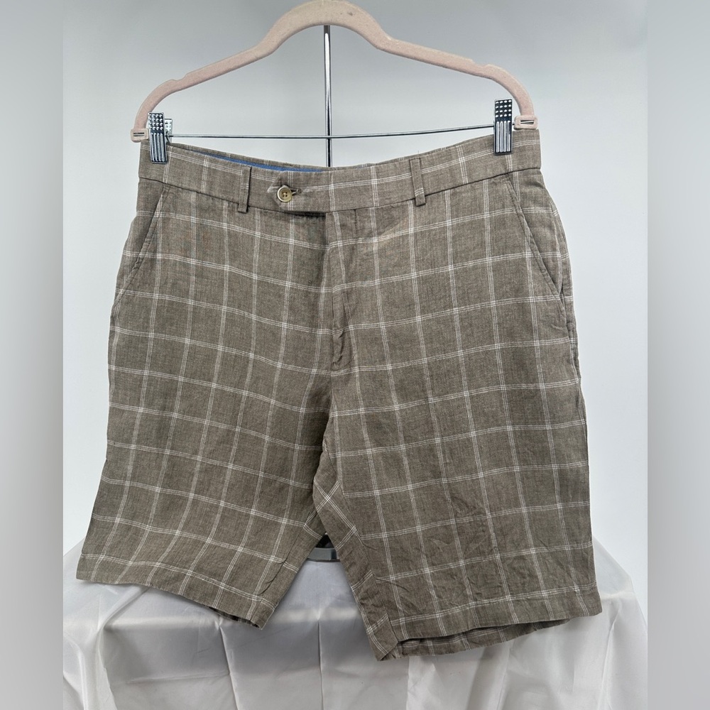 Ballin gray cream grid shorts
